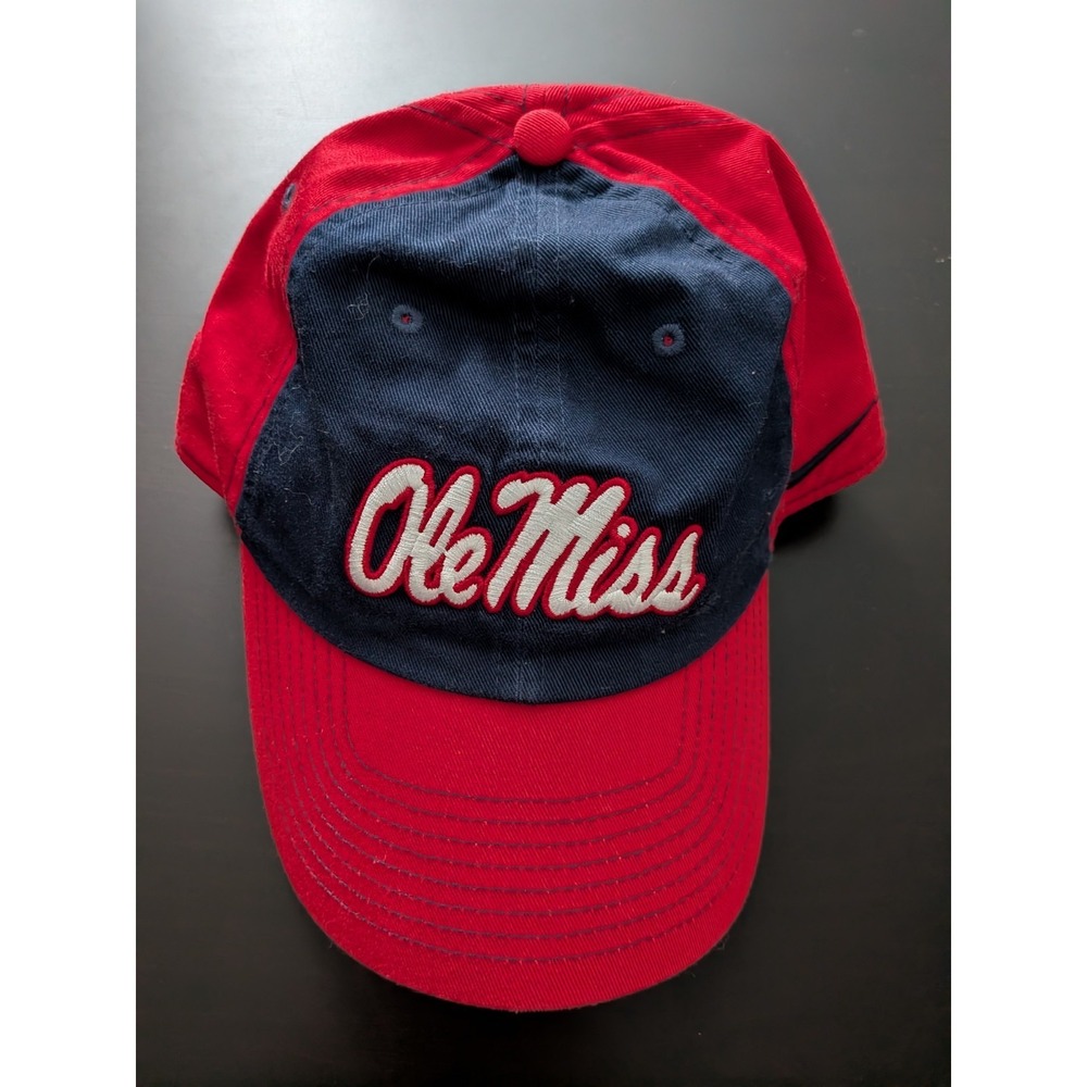 Nike Ole Miss Rebels Dri-Fit Hat Cap S1ze Red Heritage 86 Embroidered